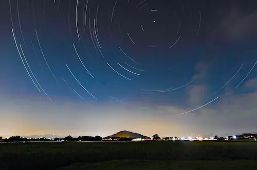藤原宮跡と北極星